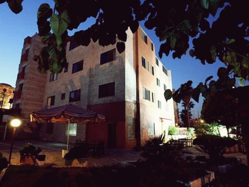 Barakat Hotel apartamentos Amán Exterior foto